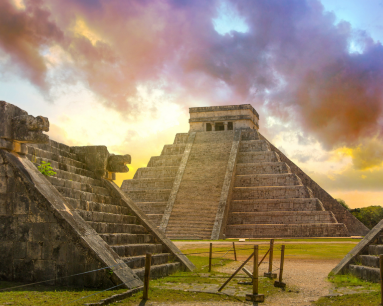 chichen itza in mexico