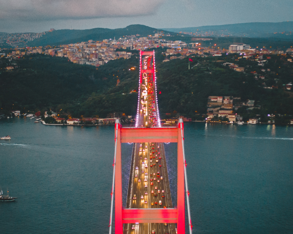 ponte fsm sul bosforo a istanbul