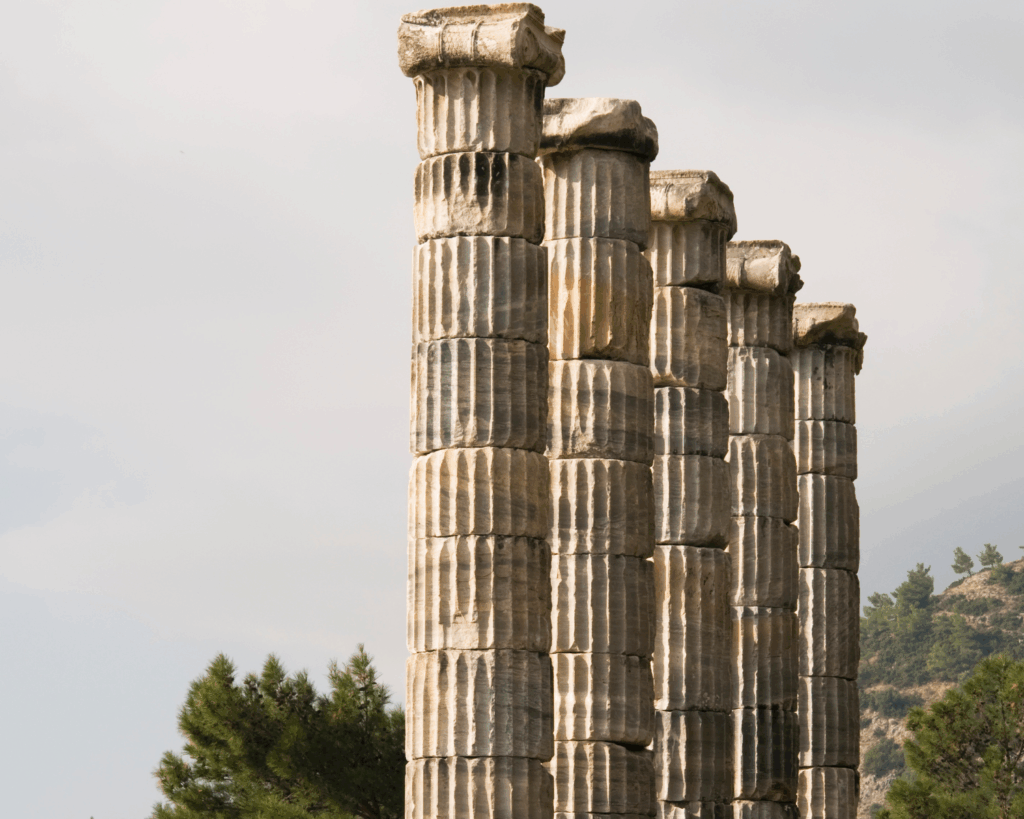 COLONNE DI PRIENE, TURCHIA