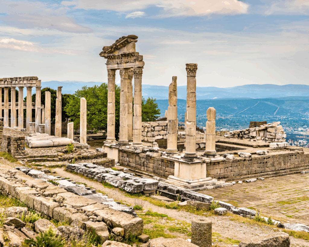 TEMPIO DI TRAIANO, PERGAMO